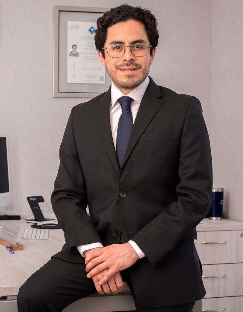Dr. Víctor Manuel Ríos Dávila — Urólogo Ciudad de México