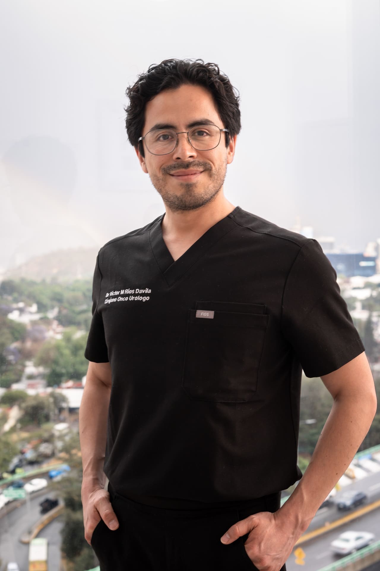 Dr. Víctor Manuel Ríos Dávila