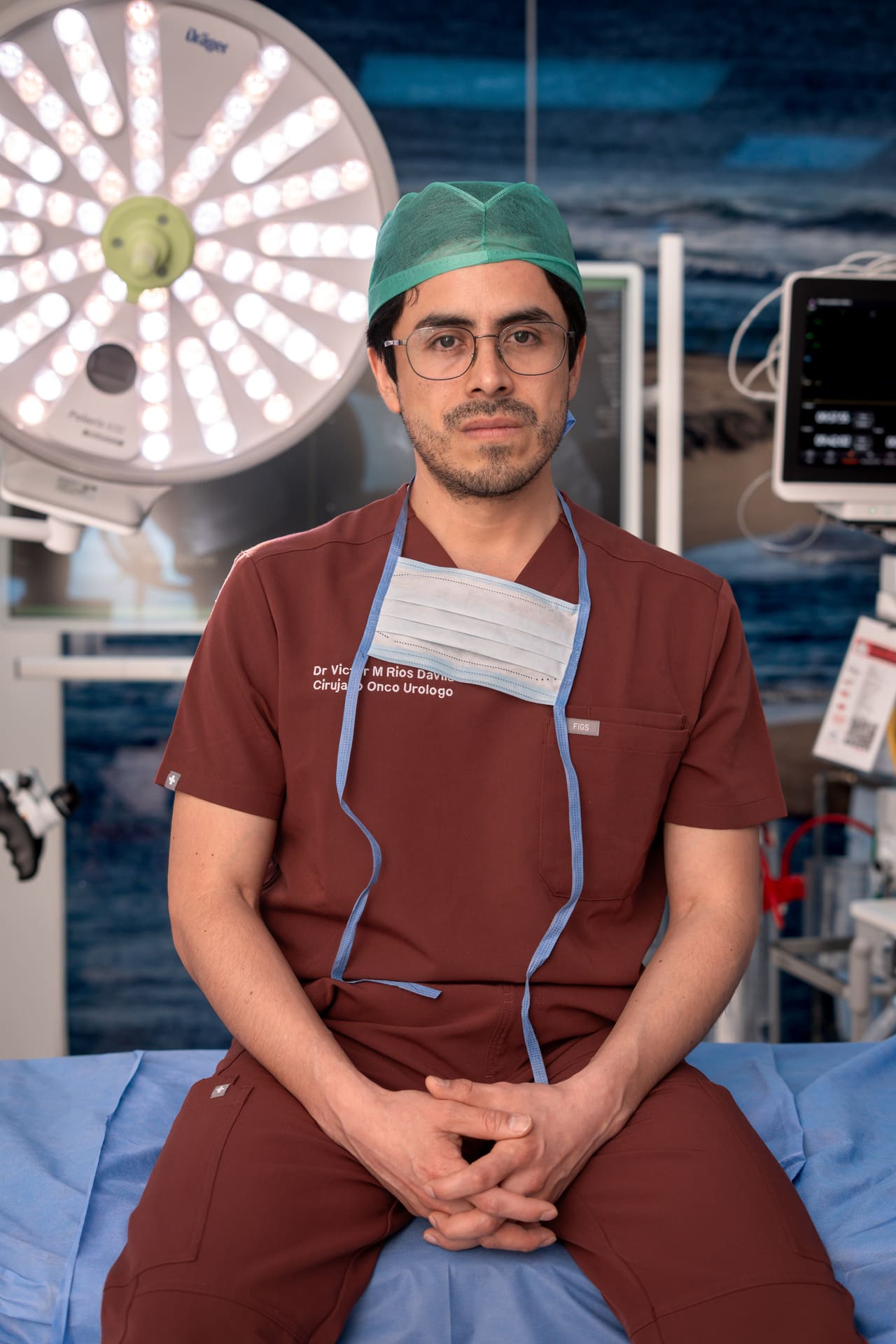 Dr. Víctor Manuel Ríos Dávila